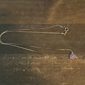Vintage Avon dainty gold tone pink flower gemstone necklace thumbnail 6
