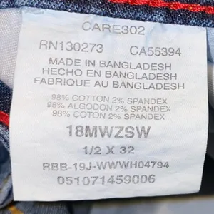 NWT Wrangler Natural Rise Straight‎ Leg Jeans 1/2 x 32 Vintage thumbnail 3