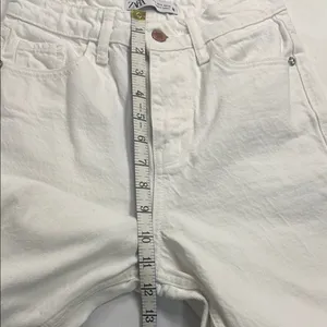 Zara White Boyfriend Jeans Relaxed Fit thumbnail 6