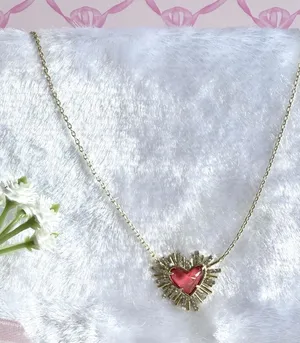 Kendra Scott Dolly Parten Ari Heart Gold-plated Pendant in Pink thumbnail 1
