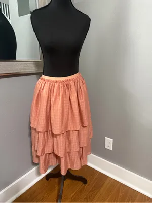 NWT lilou Oval Tweed Elastic Tiered Ruffle Pink Barbie Coquette MIDI Skirt 16 thumbnail 2