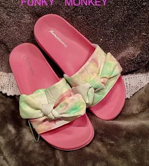 NWT Funky Monkey Womens Bowknot Casual Beach Slipon Sandals / Water Shoes Size:7 thumbnail 1