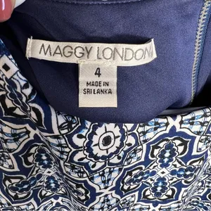 MAGGY LONDON sleeveless‎ dress blue and white back zipper size 4 cocktail party thumbnail 6
