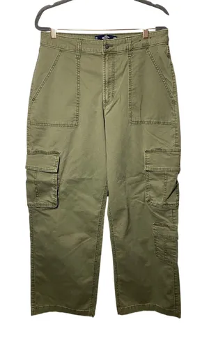 Hollister Ultra High Rise Baggy Green Cargo Pants Sz 14R Boho Outdoors Casual thumbnail 1
