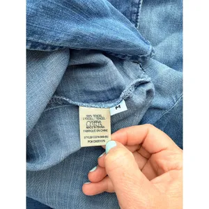 Cloth & Stone Chambray Button Down Tie Front Blouse Medium thumbnail 5