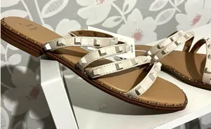 A New Day Strappy Slide Sandals Studded Beige/White Women’s US 8 thumbnail 1