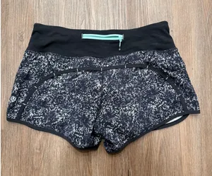 Lululemon Speed Up Shorts Womens 4‎ Black White Static Print Mint Green Running thumbnail 1