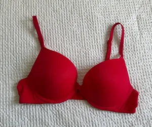 PINK Victoria's Secret Bra Push-Up thumbnail 1