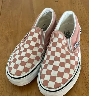 Vans classic slip on off the wall sneakers thumbnail 1