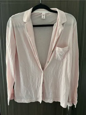 Victoria’s Secret medium pink pajama long sleeve top thumbnail 1