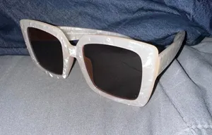 Sunglasses White thumbnail 1