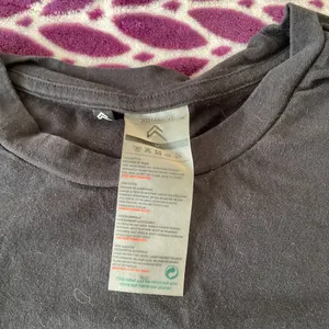 adjustable tee medium thumbnail 2