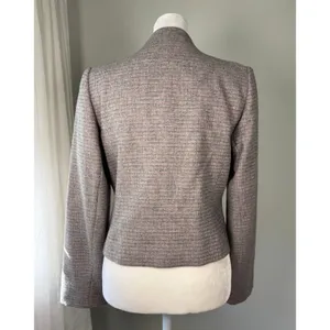 Vintage ‘80s West Coast Connection Grayish Lilac Wool Blend Collarless Blazer thumbnail 3