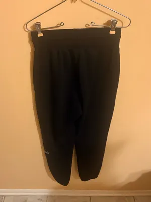 Alo Yoga black sweatpant joggers thumbnail 2