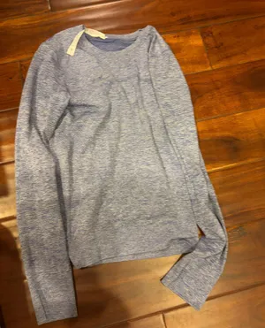 Lululemon Swiftly Tech Long Sleeve thumbnail 1
