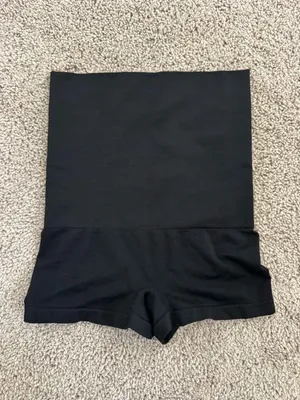 High-Waist Seamless Shaping Shorts - Black thumbnail 3