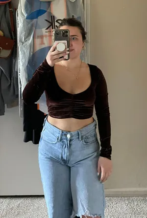 Velvet Croptop thumbnail 1