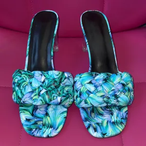 SHEIN Graphic Weave Heeled Mule Sandals thumbnail 2