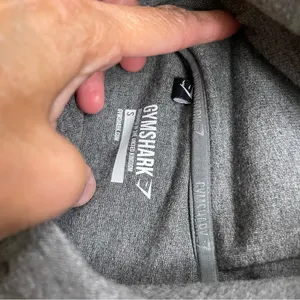 GYMSHARK Womens sz Small Light Gray Zip Pocket Thumbhole Hoodie Active Jacket‎ thumbnail 5