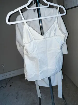 Brandy Melville Top thumbnail 2
