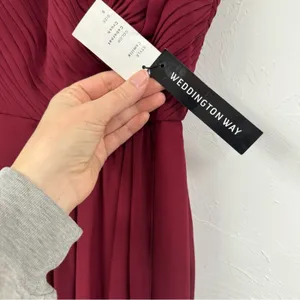 Weddington Way Burgundy Satin Sleeveless Bridesmaid Maxi Dress Womens 6 Formal thumbnail 5
