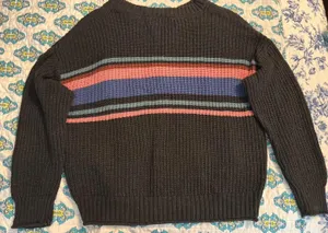 American Eagle Outfitters Sweater thumbnail 1