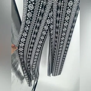 Joyce, Lesslie wide leg pants, size‎ large, black, and white thumbnail 4