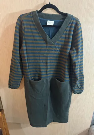 Women’s Wrap London Olive and Navy Striped V-Neck Pocket Dress Size 10 thumbnail 1
