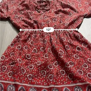 Forever 21 Red‎ & White Paisley Print Cold Shoulder 3/4 Sleeve Mini Dress Sz S thumbnail 5