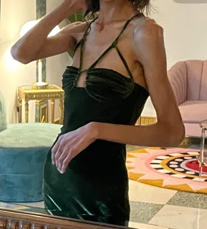 Dress thumbnail 1