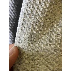 Lululemon Hoodie Womens Medium Gray Textured Fleece Pullover Reflective Pockets thumbnail 5