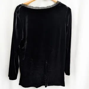 Ladies' Notations Black Velour Top With Lace V-Neck XL thumbnail 8