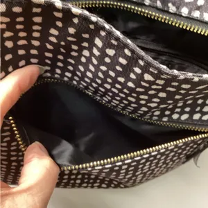 Cross body purse Black and white pattern with Gold Plated Hardware thumbnail 7