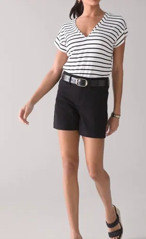 White House Black Market High Rise Sculpt‎ 5-Inch Black Denim Shorts size 6 thumbnail 1