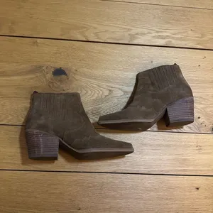 Sam Edelman Winona ankle heeled boots 7.5 thumbnail 2