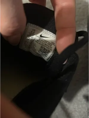 All Black Nike Running Shoes thumbnail 3