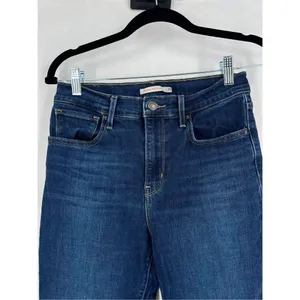 Levis Womens Stretch H Rise Straight Jeans Blue Denim Medium Wash Size 6 size 29 thumbnail 6