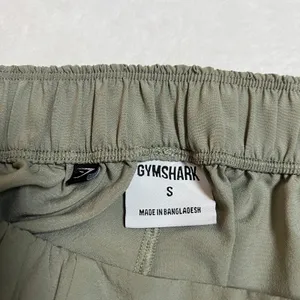 Gymshark Scallop Hem Shaped Shorts Size S Workout Gym Exercise Active Athletic thumbnail 3
