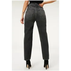 Good American distressed washed black 90’s 10/30 luxe wedgie jeans thumbnail 2