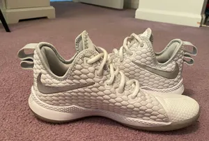 Nike Lebron Basketball Shoes thumbnail 3