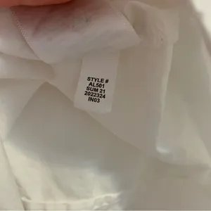 J Crew Button-up cotton poplin shirt in signature fit thumbnail 6