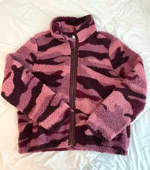 Old Navy Pink Camo Sherpa Teddy Jacket thumbnail 1