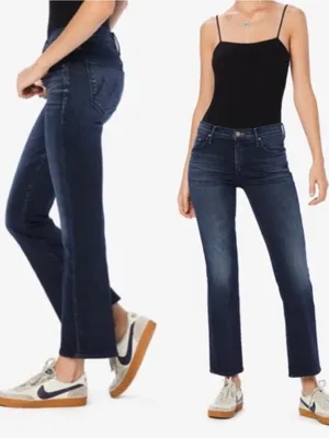 Mother Denim The Outsider Crop Flare Jeans: Two Strangers Ride On The Subway thumbnail 5