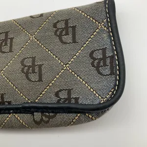 Dooney And Bourke Wristlet‎ Pouch thumbnail 3