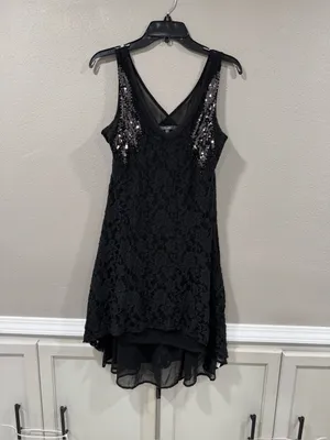 Miss Me Black Lace Sleeveless V-Neck Dress with Sequin Accents thumbnail 2