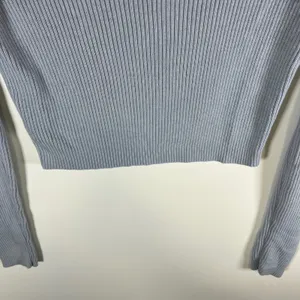 Brandy Melville Light Blue Ribbed Mock Neck Cropped Sweater MZH170 Womens OS‎ thumbnail 9
