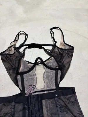 Victoria’s Secret lace corset bustier set panties lace small thumbnail 12