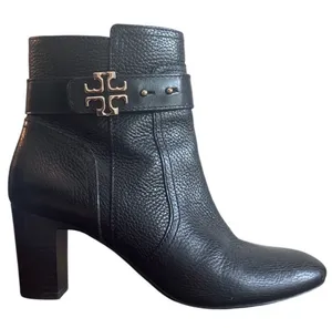 Tory Burch 32086 Black Pebbled Leather Booties 8.5 Gold Logo Block Heel thumbnail 1