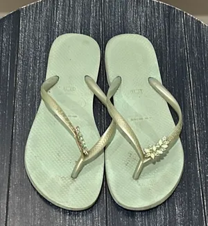 Havaianas Jeweled Flip Flops thumbnail 3