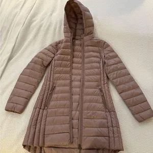 Women's Long Packable Puffer Jacket Pink thumbnail 1